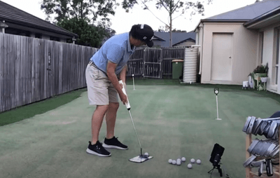 Golf Putting made simple, new grip. Kotahi and BJM